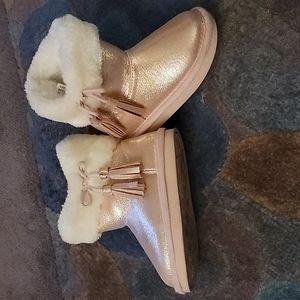 Toddler warm boots size 7